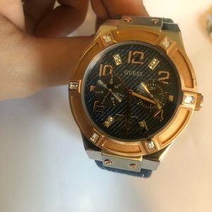 Guess wristwatch